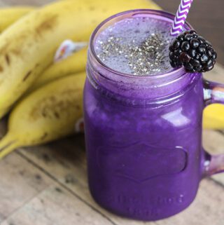 blackberry smoothie final shot