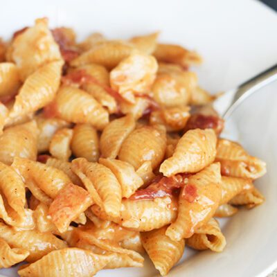 Close up overhead picture of a bowl of lobster mac and cheese