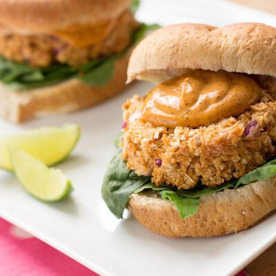 Healthy Salmon Burgers with Homemade Chili Lime Sauce