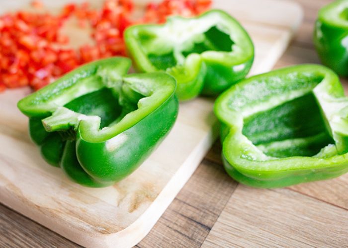 red and green bell pepper