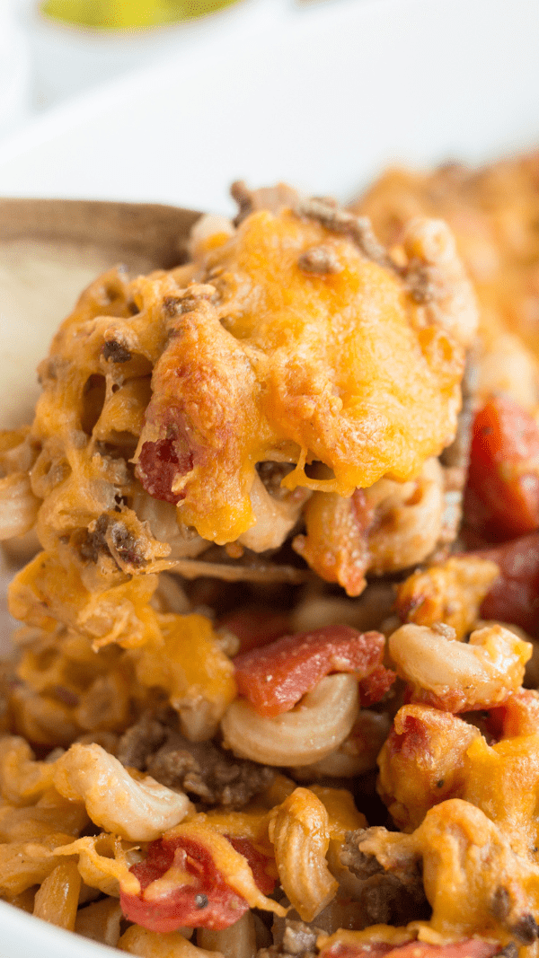 Healthy Cheeseburger Casserole with Macaroni