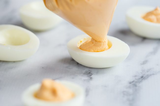 filling buffalo deviled eggs