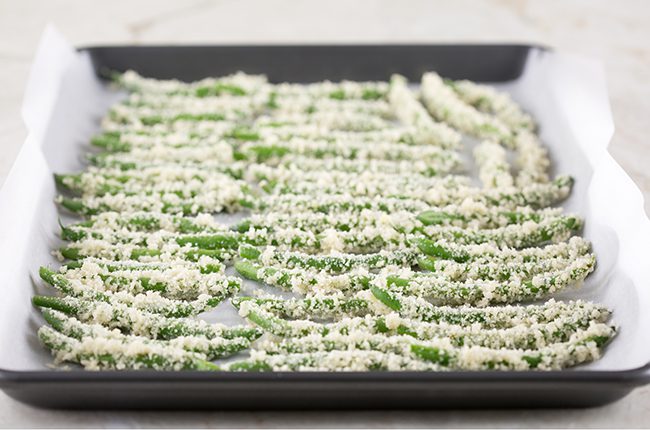 Healthy Green Bean Fries with Honey Mustard