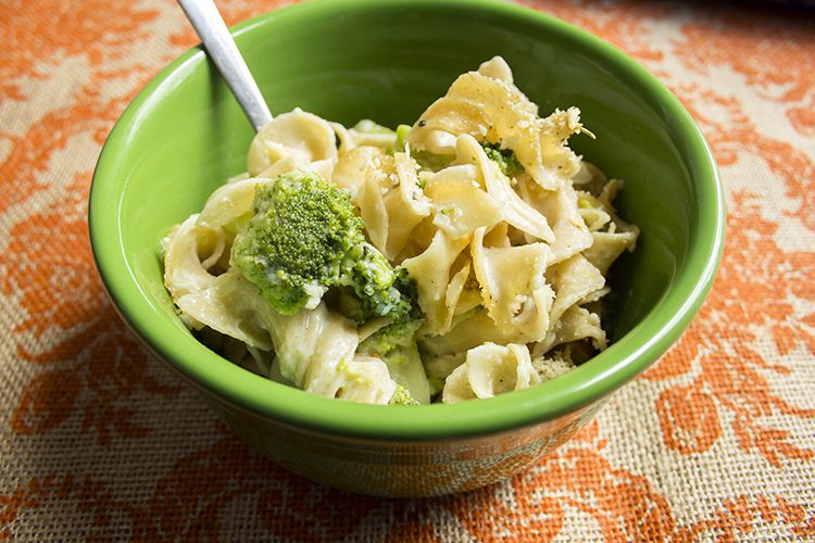 Cheesy Broccoli Noodles