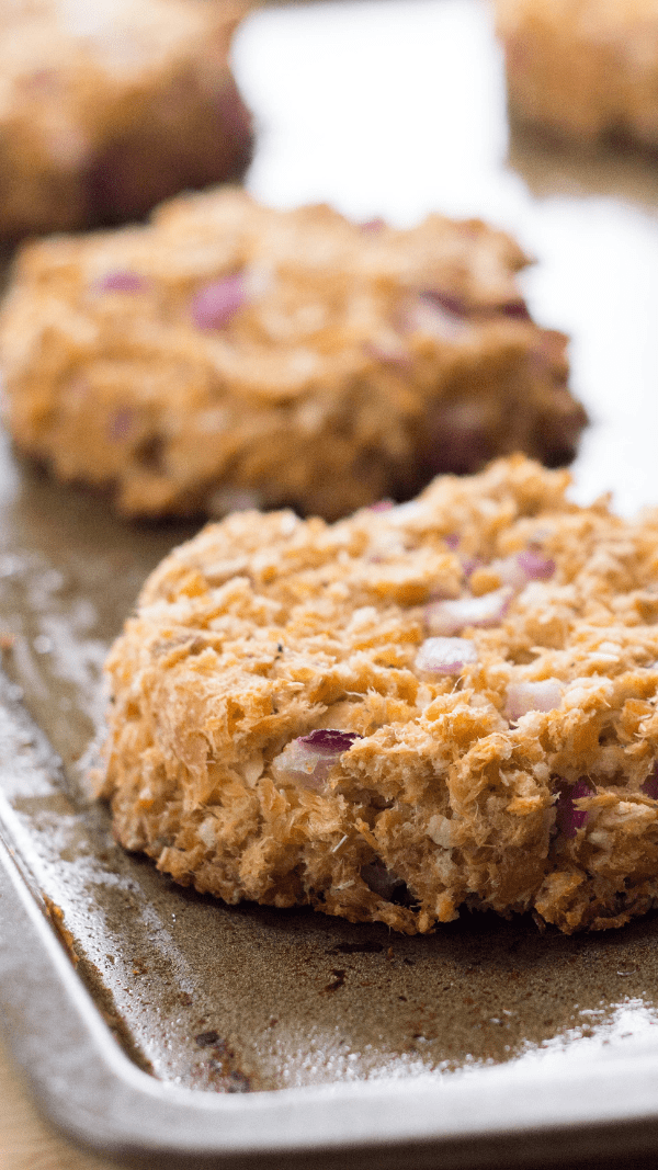 Baked Salmon Burgers